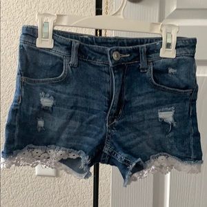 Girls Jean shorts with lace trim